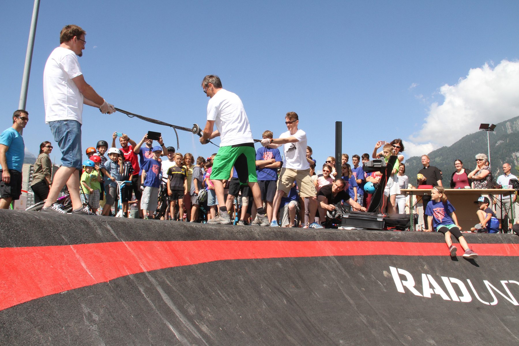Kids auf dem Pumptrack